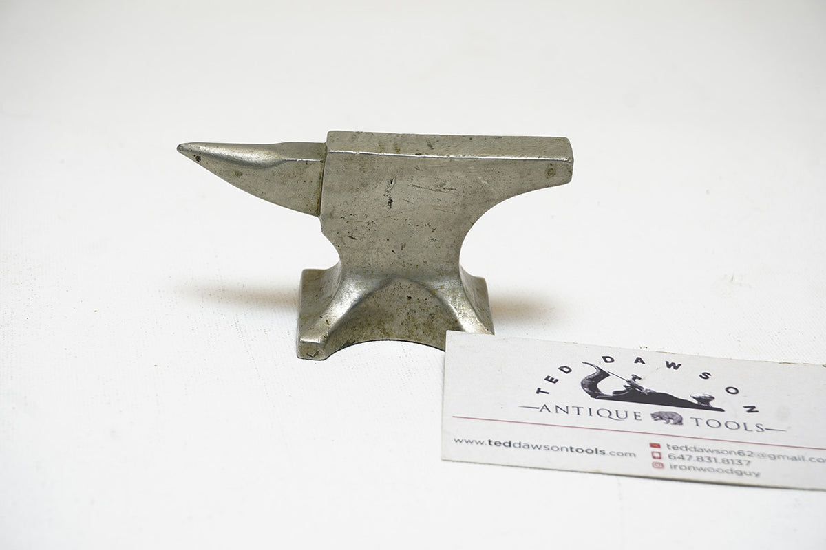 EARLY MINIATURE NICKEL PLATED BRASS JEWELLERS ANVIL - 3 5/8