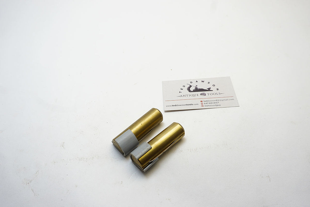 PAIR OF VERITAS ROUND BENCH PUPS WITH MUZZLES Ted Dawson Antique Tools