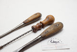 PAIR OF PERFECT HANDLE STYLE SCREWDRIVERS PLUS SPIRAL DRILL