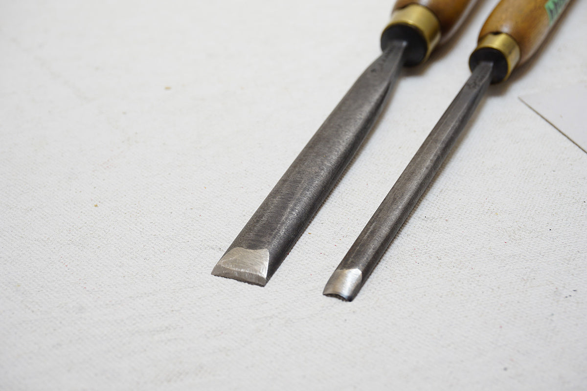 GREAT PAIR OF S. J. ADDIS STRAIGHT GOUGES – Ted Dawson Antique Tools