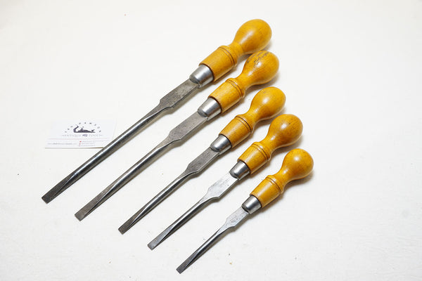 SET OF 5 ENGLISH PATTERN SCREWDRIVERS - 8" ~ 16 1/2"