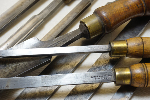 WORKING SET OF 9 AIRD & ANDERSON CHISELS & GOUGES - PATTERNMAKERS – Ted ...
