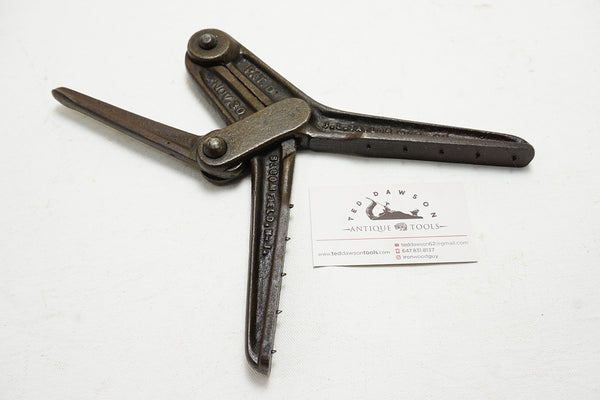 FINE CAST IRON HARTFORD CORNER / MITER CLAMP - 1909 PATENT - 12 AVAILABLE