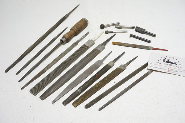 SET OF 19 FILES AND MILLING CUTTERS