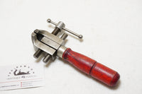 ENGINEERING TOOLS & FORGINGS LTD.  MACHINIST HAND VISE