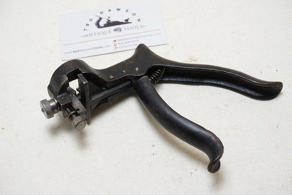 FINE STANLEY NO. 42 SAW SET