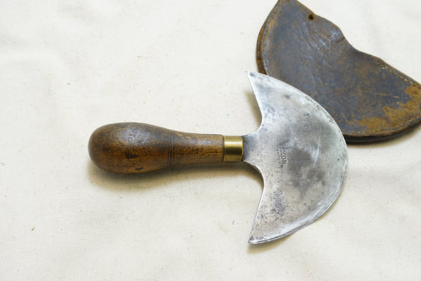 Making a Leather Head Knife (Round Knife) Sheath 