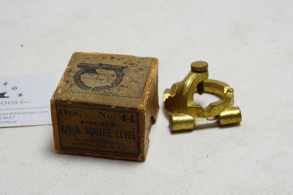 DEAD MINT TYPE 1 STANLEY NO. 44 BIT & SQUARE LEVEL IOB