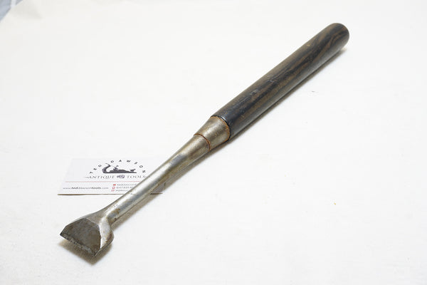 JAPANESE OOTSUKINOMI PARING CHISEL - 1 1/2" BLADE