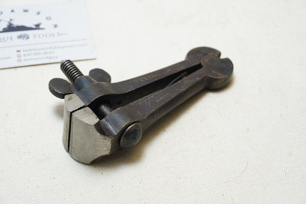 MINTY 4 1/8" HAND VISE