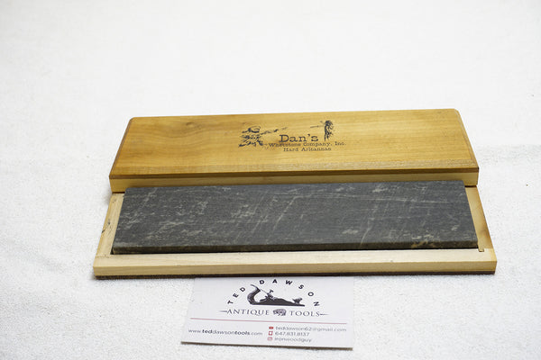 LIKE NEW DAN'S WHETSTONE CO. HARD ARKANSAS SHARPENING STONE