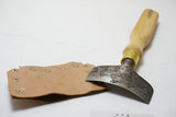 LARGE GOUGE / LEATHER CUTTER WITH LEATHER SHEATH - 4"
