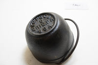 BEAUTIFUL HOLLANDS MFG CO. NO. 1 CAST IRON MELTING POT