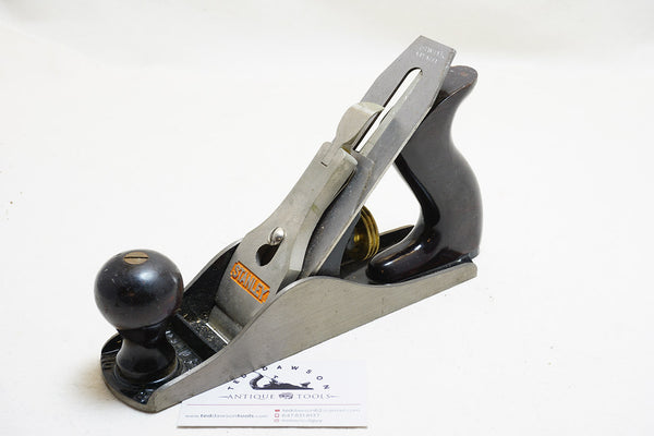 VERY FINE STANLEY NO. 3 SMOOTH PLANE