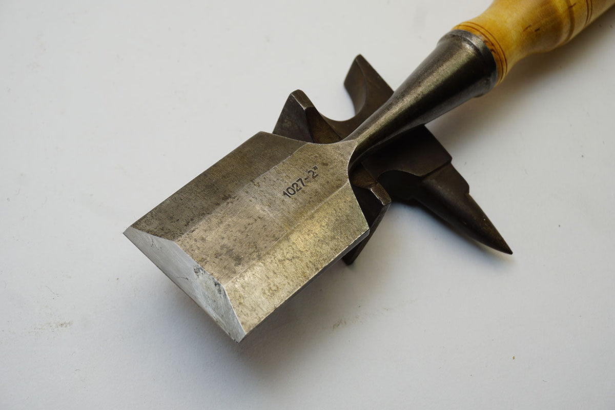 FINE E. A. BERG ESKILSTUNA 1027 BUTT CHISEL - 2" – Ted Dawson Antique Tools