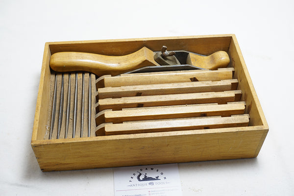 LOVELY 13 PIECE PATTERNMAKER'S HANDLED PLANE SET