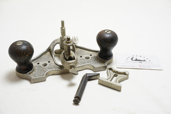 FINE STANLEY NO. 71 ROUTER PLANE - 2 CUTTERS AND FENCE