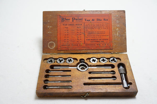 NICE EARLY BLUE POINT SNAP ON TAP & DIE SET IN MAHOGANY BOX