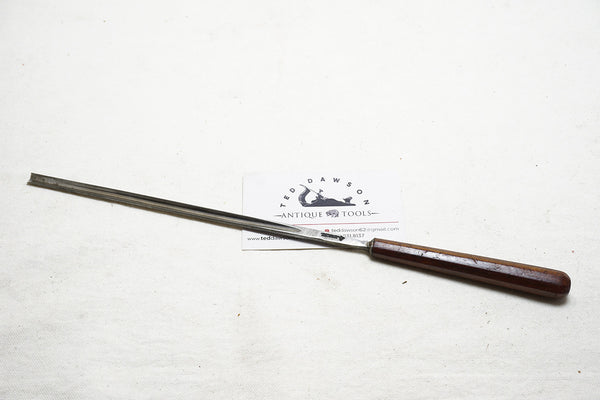 DELICATE LONG NARROW MARPLES STRAIGHT GOUGE - 1/4"