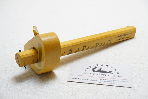 LIKE NEW STANLEY NO. 65 BOXWOOD MARKING GAUGE