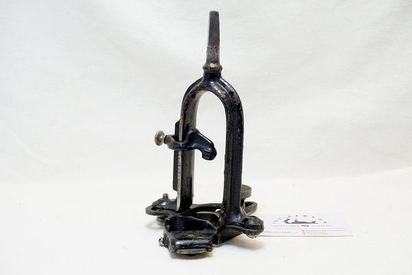 FINE LARGE CINCINNATI TOOL / HARGRAVE ADJUSTABLE HOLLOW AUGER