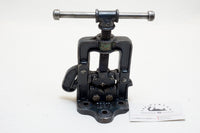 FINE SMALL WODEN 180/0 BENCH MOUNTED PIPE VISE
