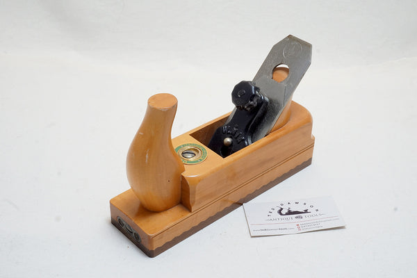 EXTRA FINE ULMIA REFORM SMOOTH PLANE 8 1/2" WITH LIGNUM SOLE NO 25