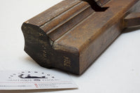 UNUSUAL EARLY 18TH CENTURY MOLDING PLANE