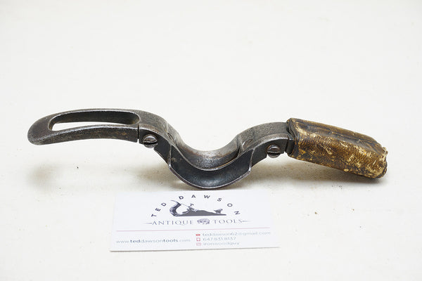 FINE, DEEP No 8 CURVED SPOKESHAVE