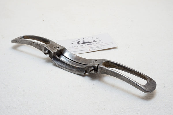 CAST IRON CURVED SPOKESHAVE / HEEL SHAVE