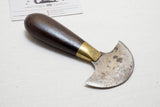 RARE EARLY EICKHOFF NEW YORK ROUND / HEAD KNIFE - SADDLE MAKER LEATHER TOOL