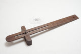 UNUSUAL MAHOGANY PANEL MARKING GAUGE