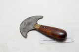 FINE EARLY OSBORNE LEATHER CUTTING ROUND OR HEAD KNIFE
