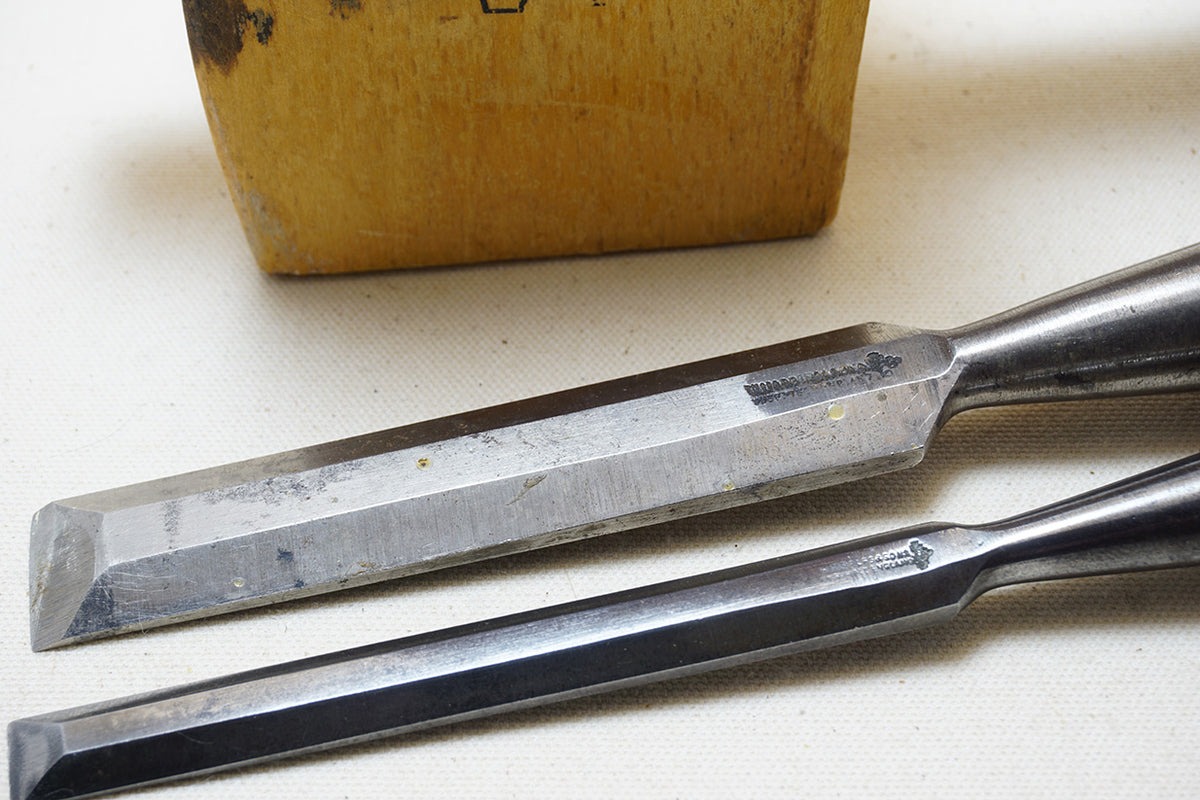 FINE PAIR OF MARPLES BEVEL EDGE CHISELS + JOINERS' MALLET – Ted Dawson ...