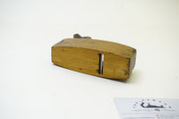 LOVELY MINIATURE BOXWOOD SMOOTH PLANE - 4 3/4" LONG