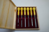 FINE LITTLE USED SET OF 6 RECORD CARVING CHISELS IOB